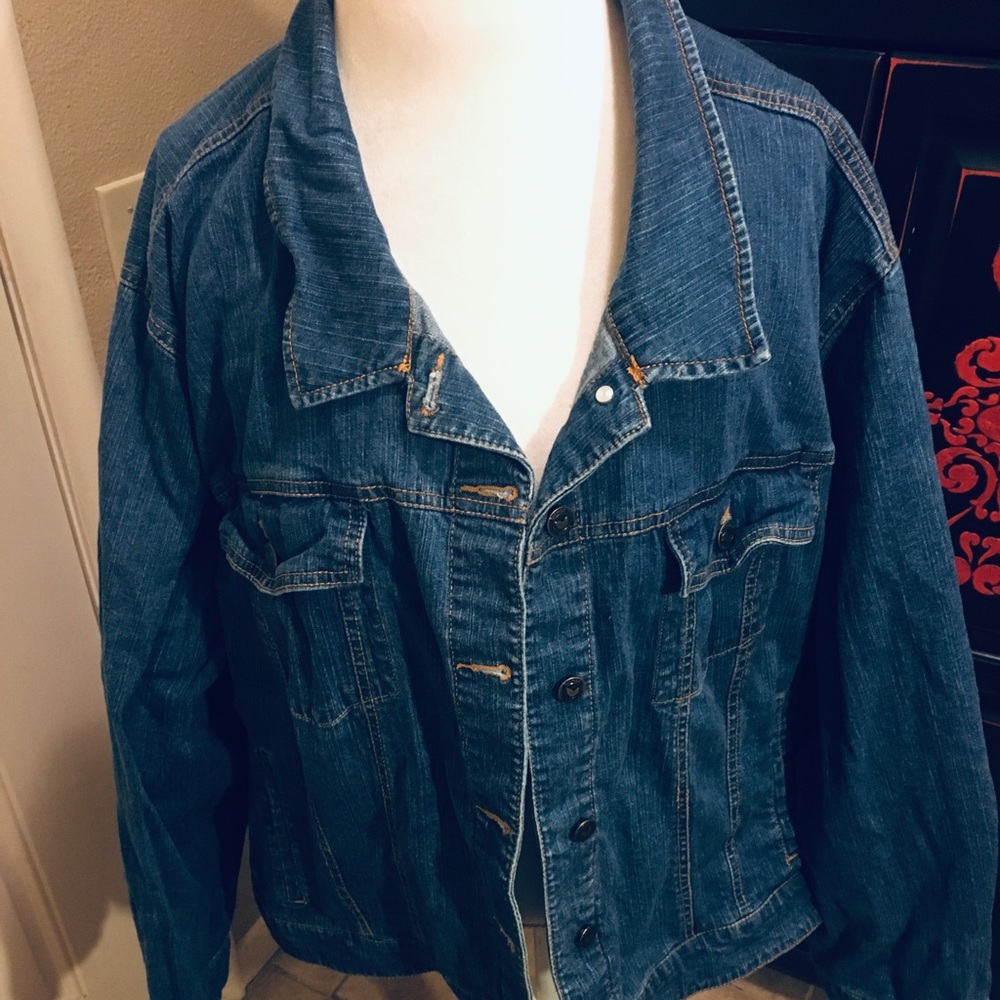 Jeans jacket 💥💥Final price💥💥